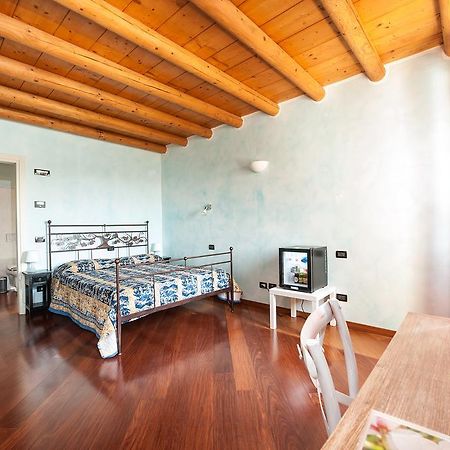 Villa Pace Pozzolengo Exteriör bild